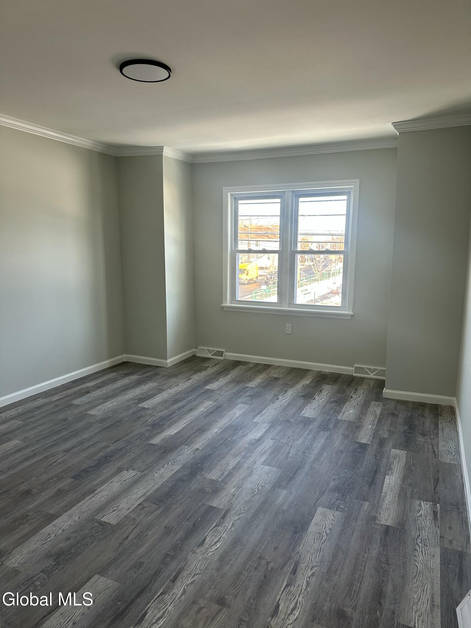 740 Hamilton Street Schenectady NY 12307