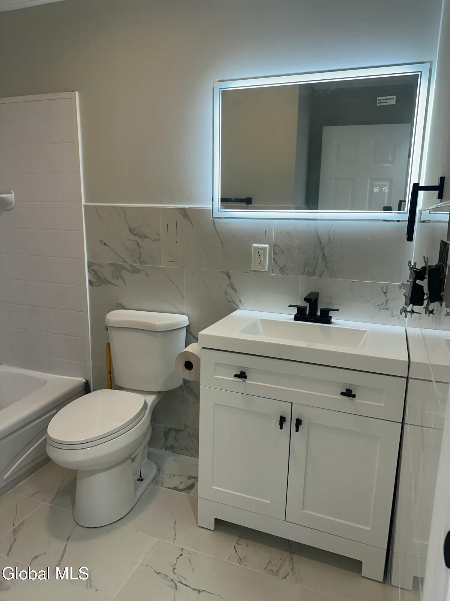 740 Hamilton Street Schenectady NY 12307