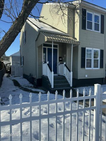 740 Hamilton Street Schenectady NY 12307
