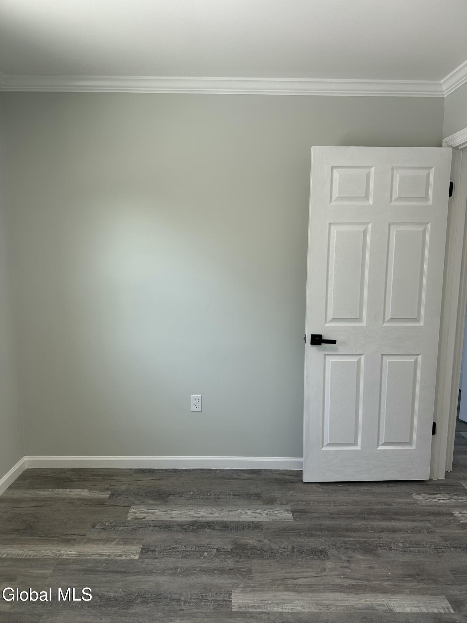 740 Hamilton Street Schenectady NY 12307