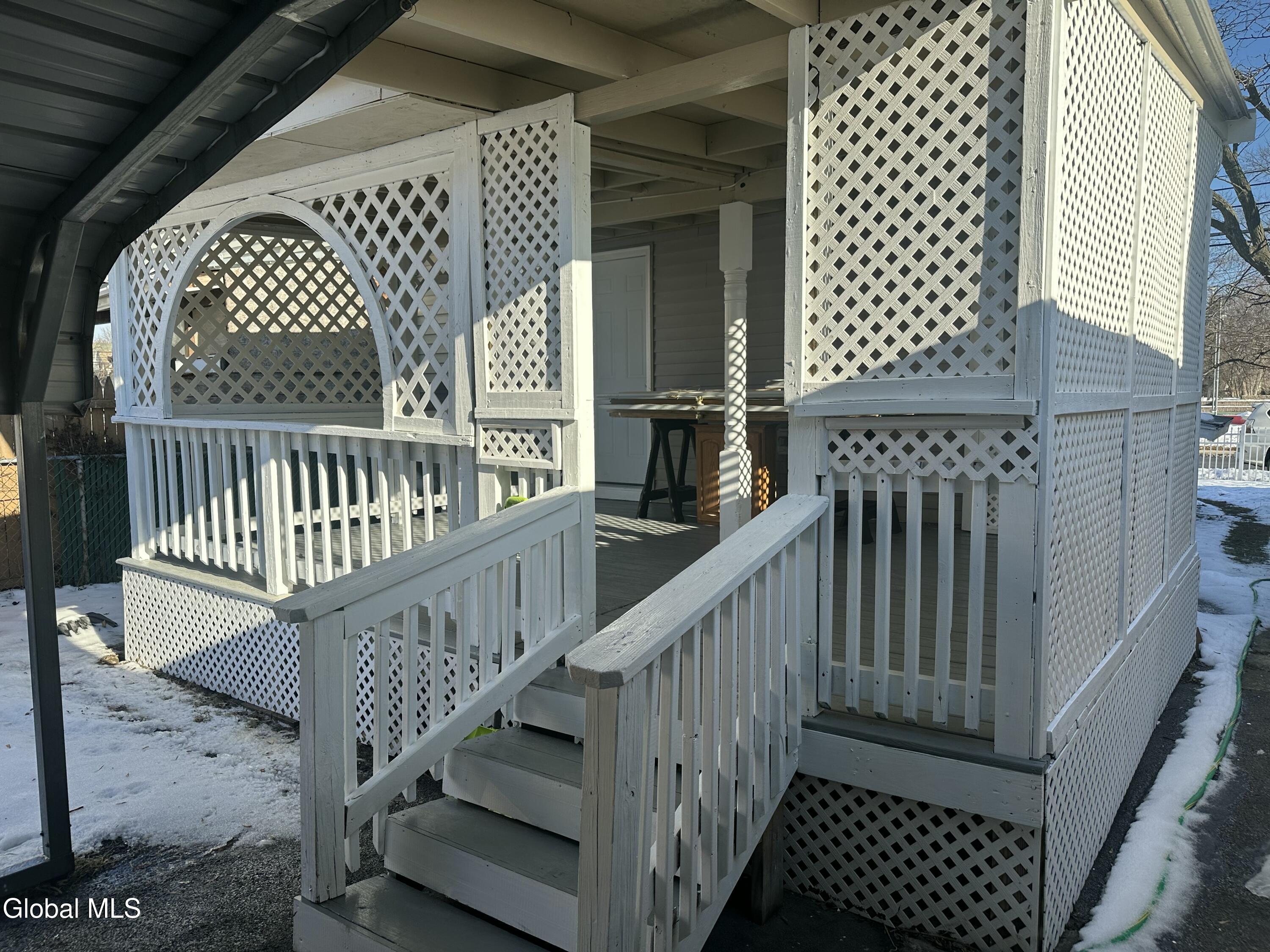 740 Hamilton Street Schenectady NY 12307
