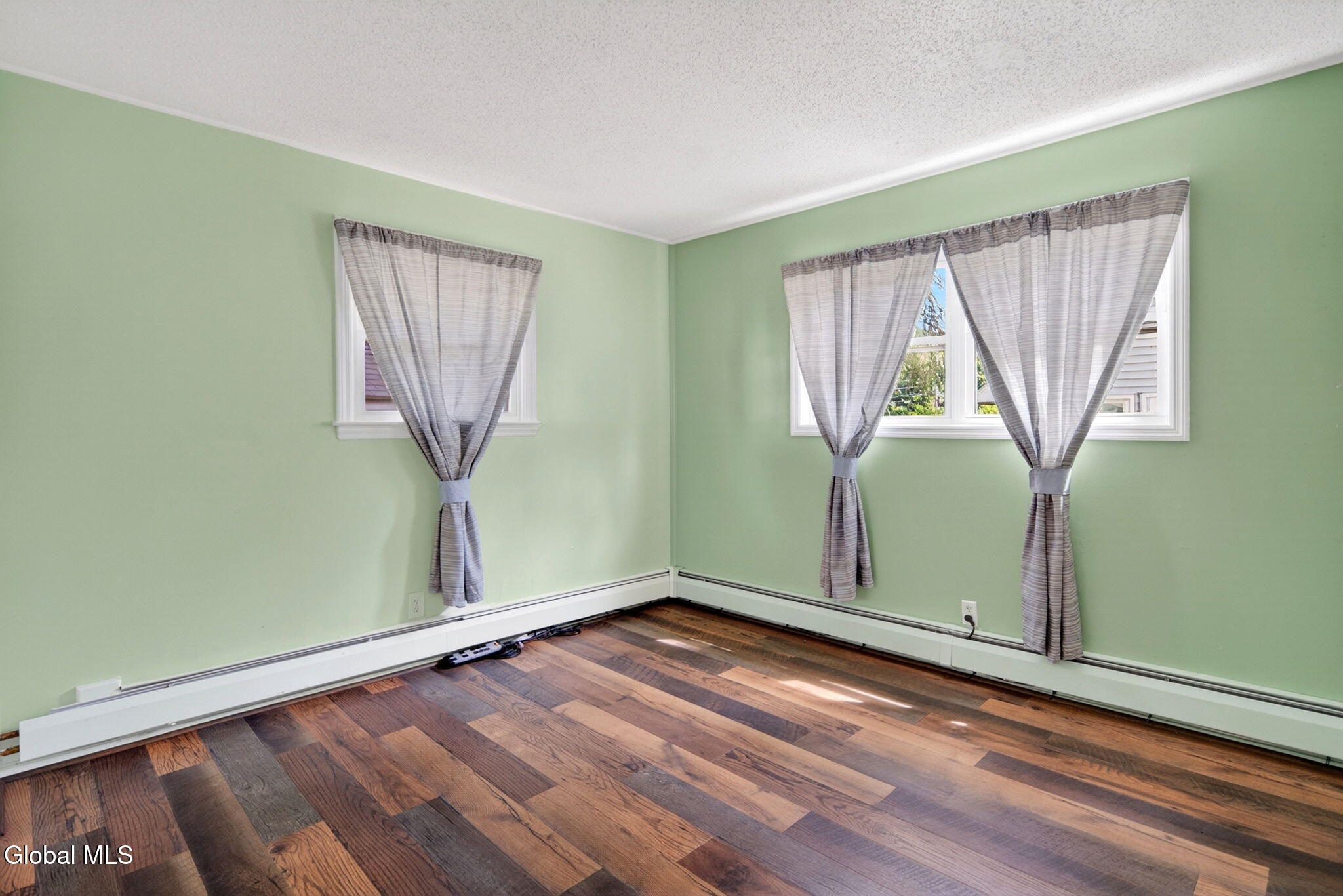 25 Dorwood Drive Loudonville NY 12211