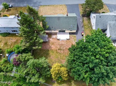 25 Dorwood Drive Loudonville NY 12211