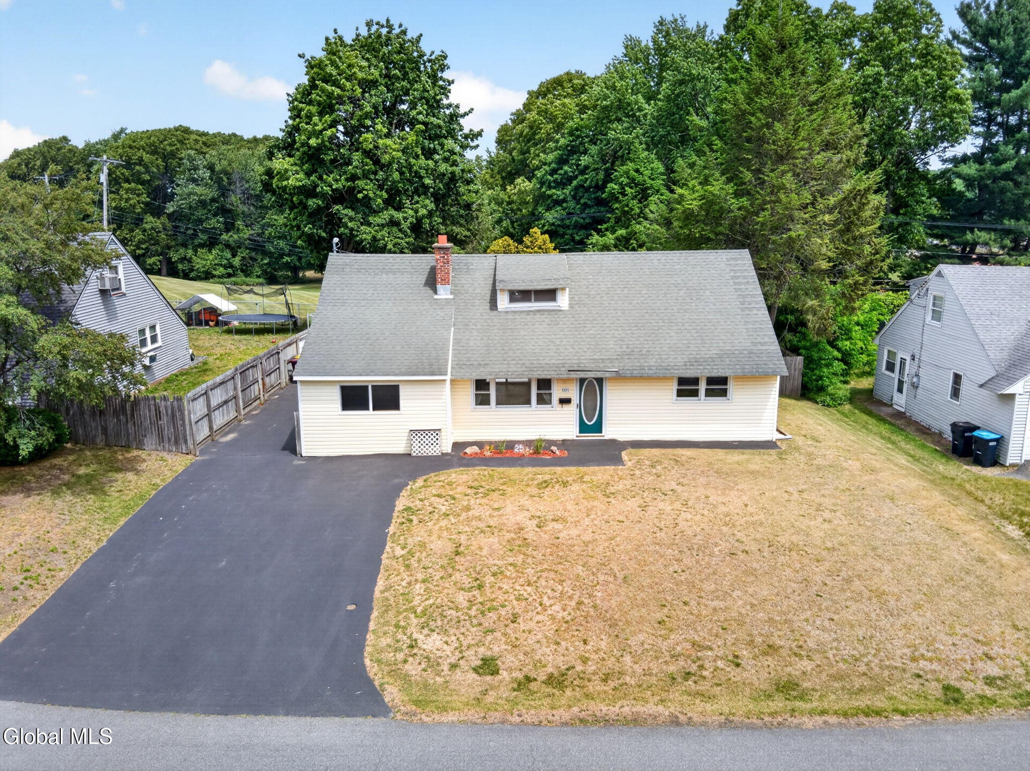 25 Dorwood Drive Loudonville NY 12211