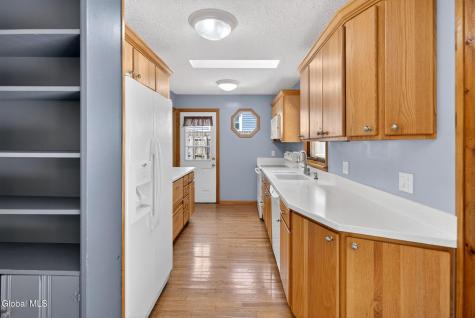 25 Dorwood Drive Loudonville NY 12211