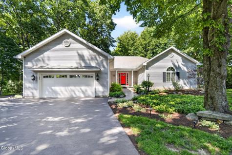 34 W Skyview Drive Cohoes NY 12047