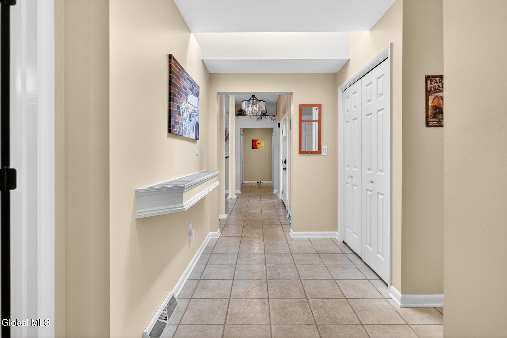 34 W Skyview Drive Cohoes NY 12047