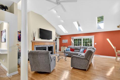 34 W Skyview Drive Cohoes NY 12047