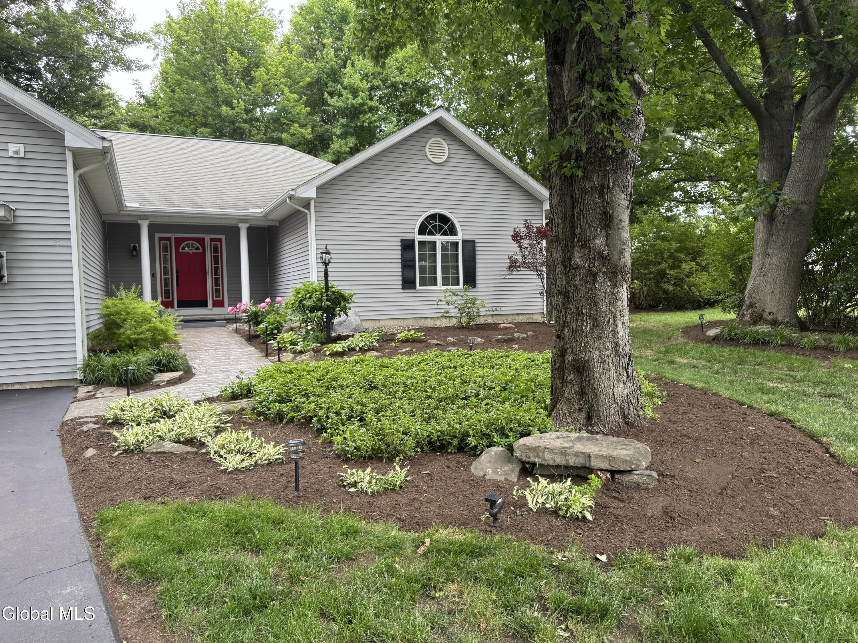 34 W Skyview Drive Cohoes NY 12047