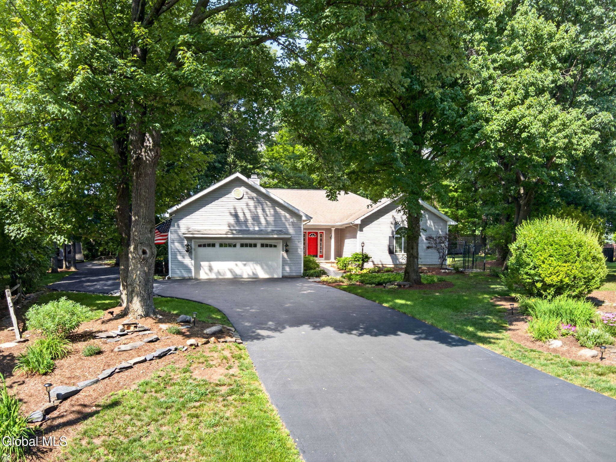34 W Skyview Drive Cohoes NY 12047
