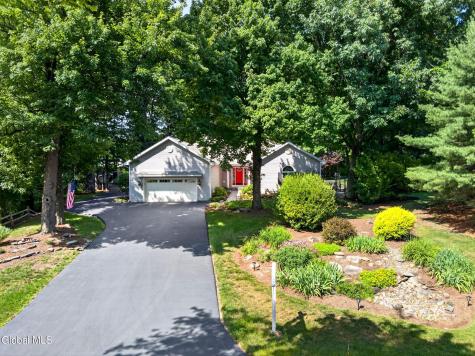 34 W Skyview Drive Cohoes NY 12047