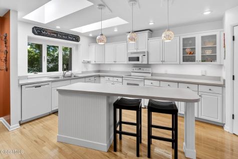 34 W Skyview Drive Cohoes NY 12047