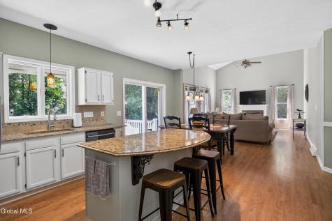 34 Castle Pines Clifton Park NY 12065