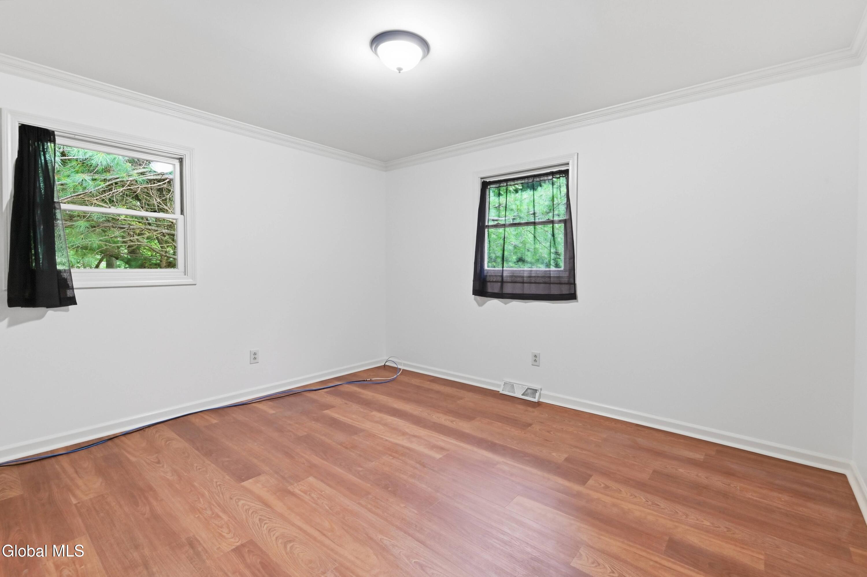 3400-3402 E Lydius Street Schenectady NY 12303
