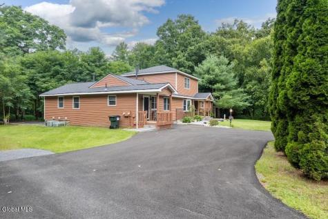 3400-3402 E Lydius Street Schenectady NY 12303