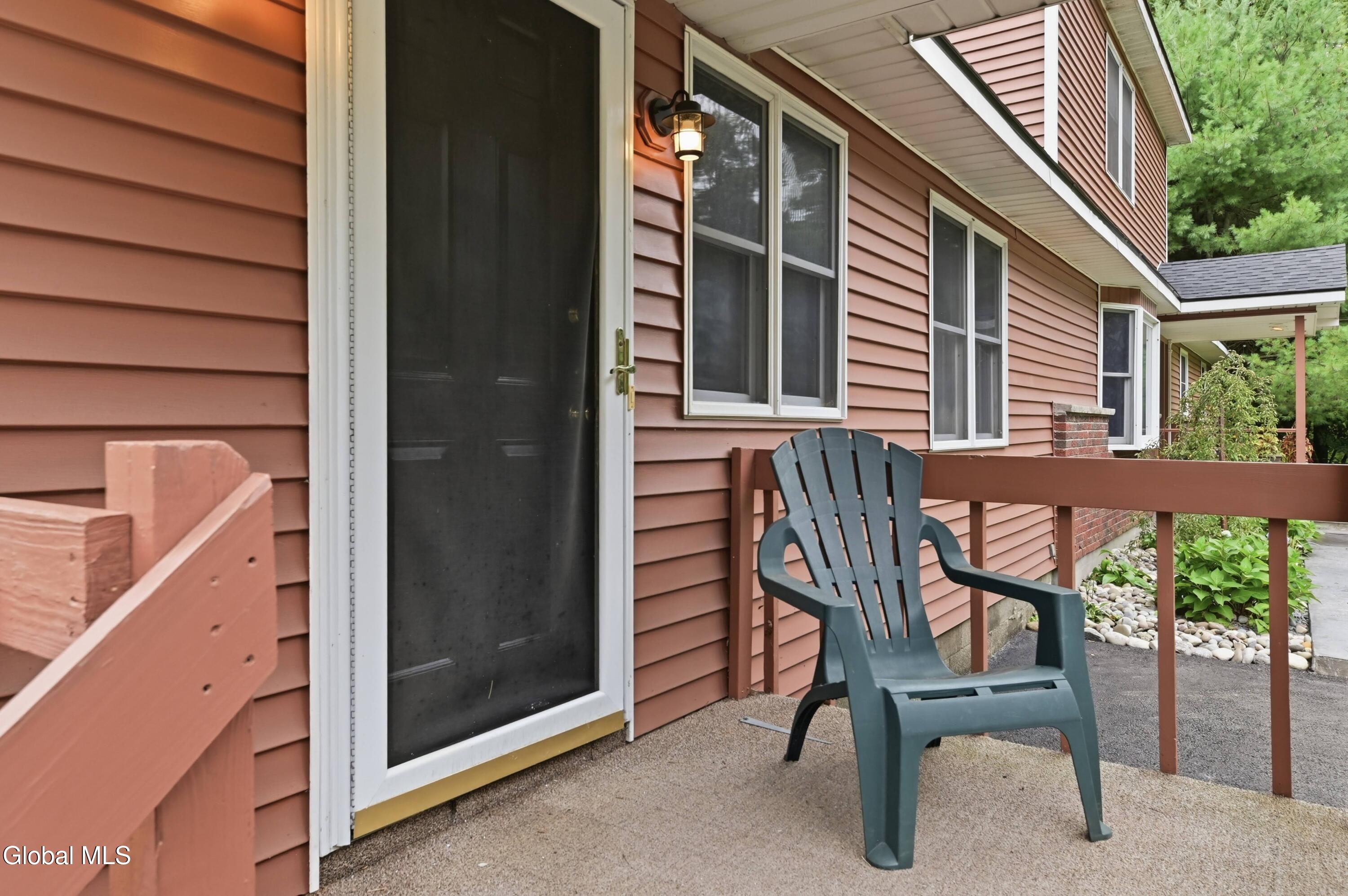 3400-3402 E Lydius Street Schenectady NY 12303
