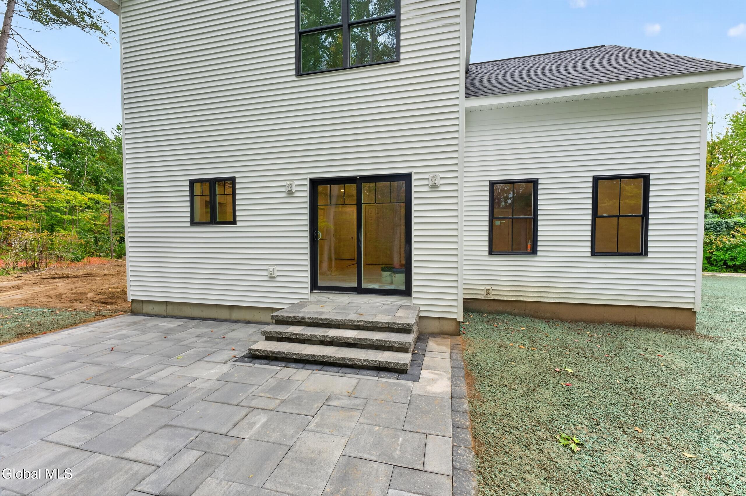 1 Hollins Lane Burnt Hills NY 12027