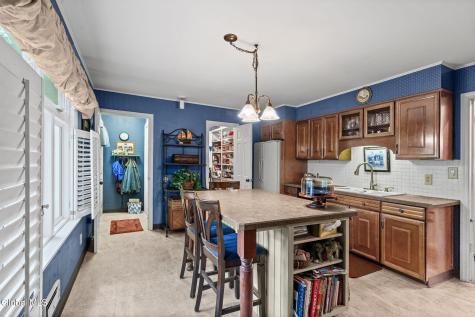 1935 Heritage Road Schenectady NY 12309