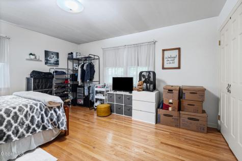 1935 Heritage Road Schenectady NY 12309