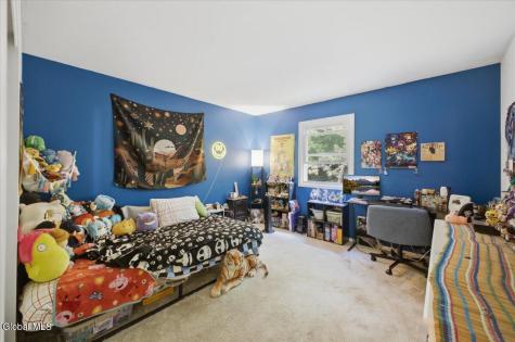 85 Southbury Road Clifton Park NY 12065