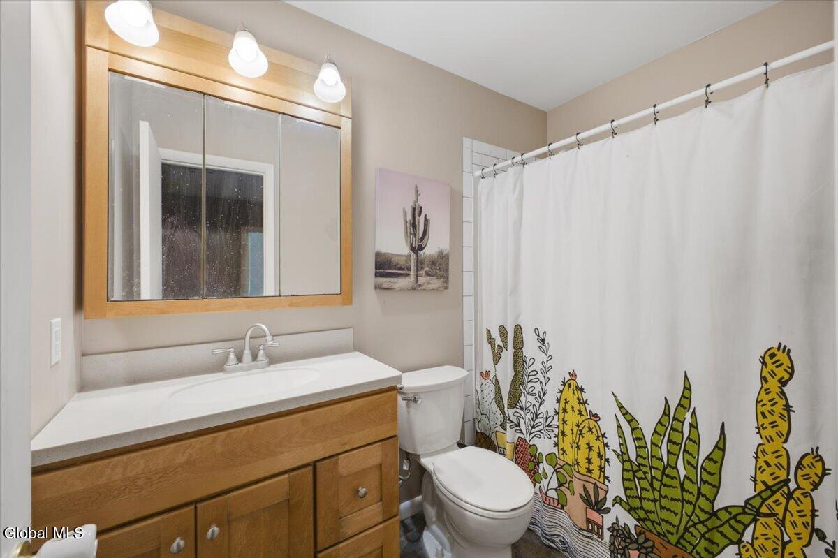 85 Southbury Road Clifton Park NY 12065
