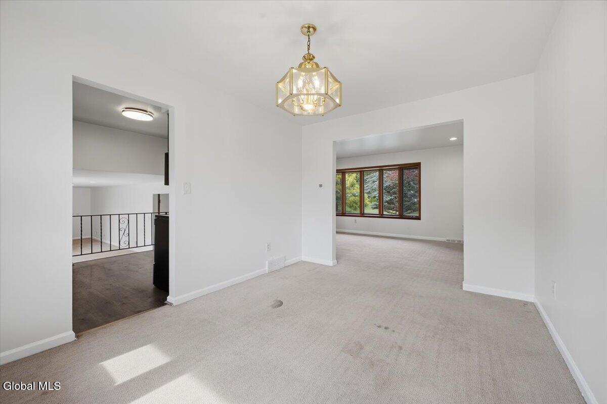 1 Starboard Court Waterford NY 12188