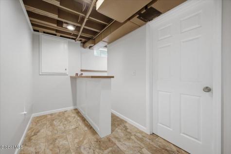 1 Starboard Court Waterford NY 12188