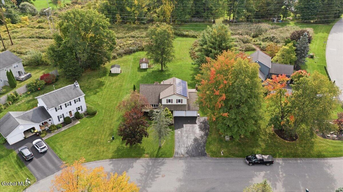 1 Starboard Court Waterford NY 12188