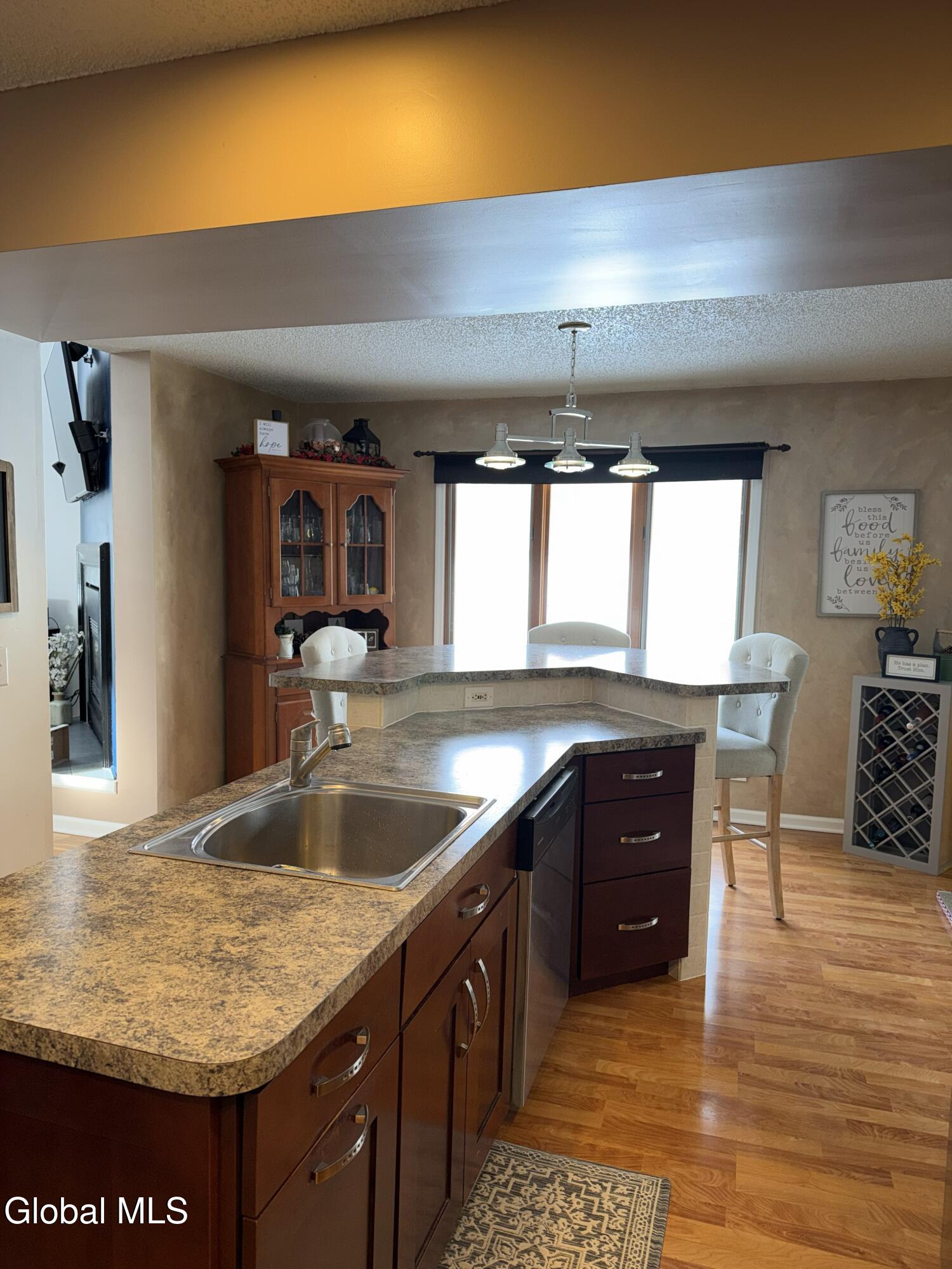 5 Captains Boulevard Waterford NY 12188