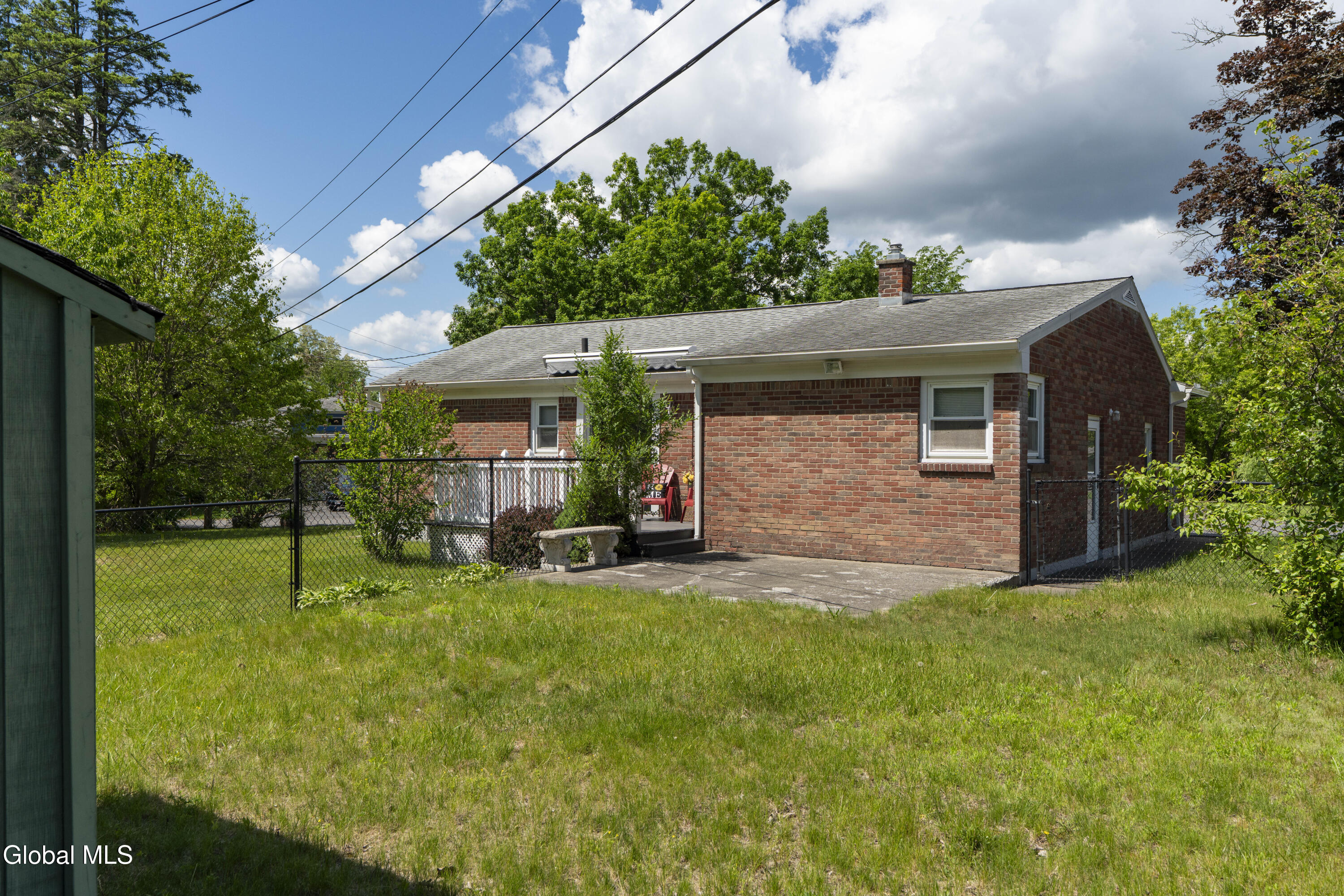 2368 Pine Avenue Schenectady NY 12304