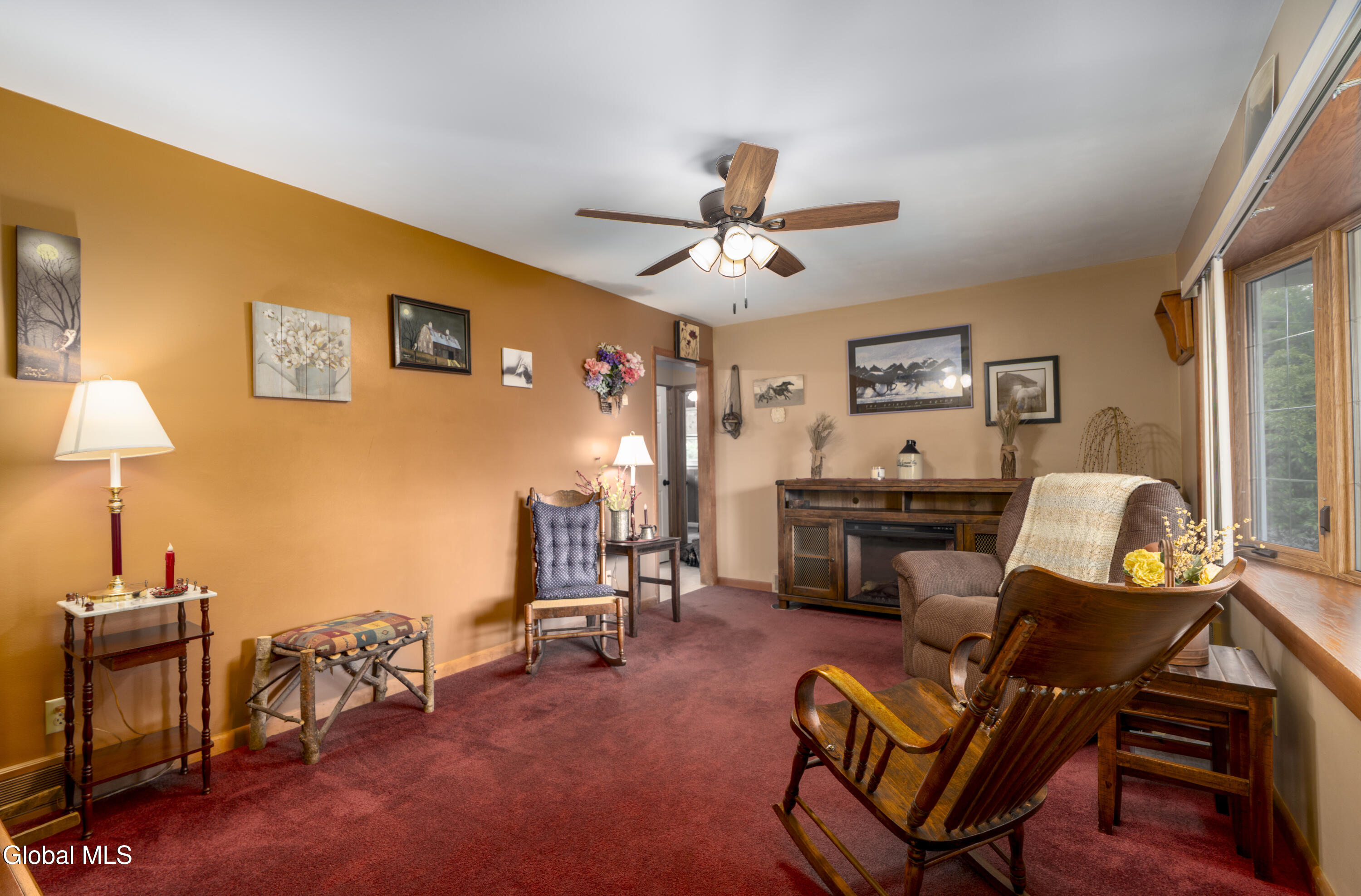 2368 Pine Avenue Schenectady NY 12304