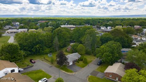 2368 Pine Avenue Schenectady NY 12304