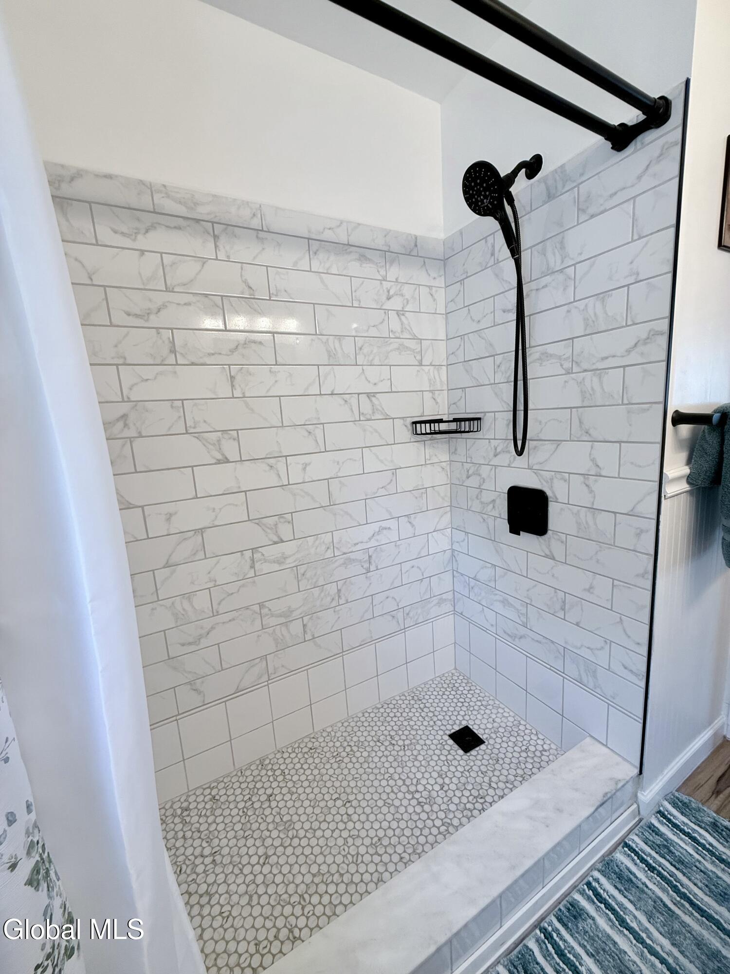 2368 Pine Avenue Schenectady NY 12304