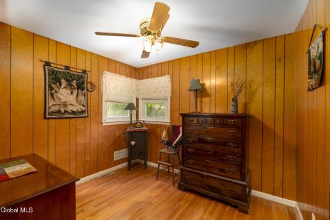 2368 Pine Avenue Schenectady NY 12304