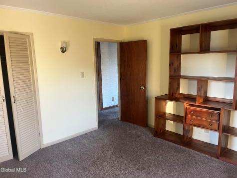 1012 Alheim Drive Schenectady NY 12303