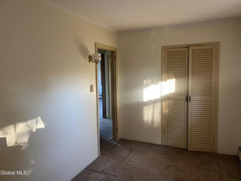 1012 Alheim Drive Schenectady NY 12303