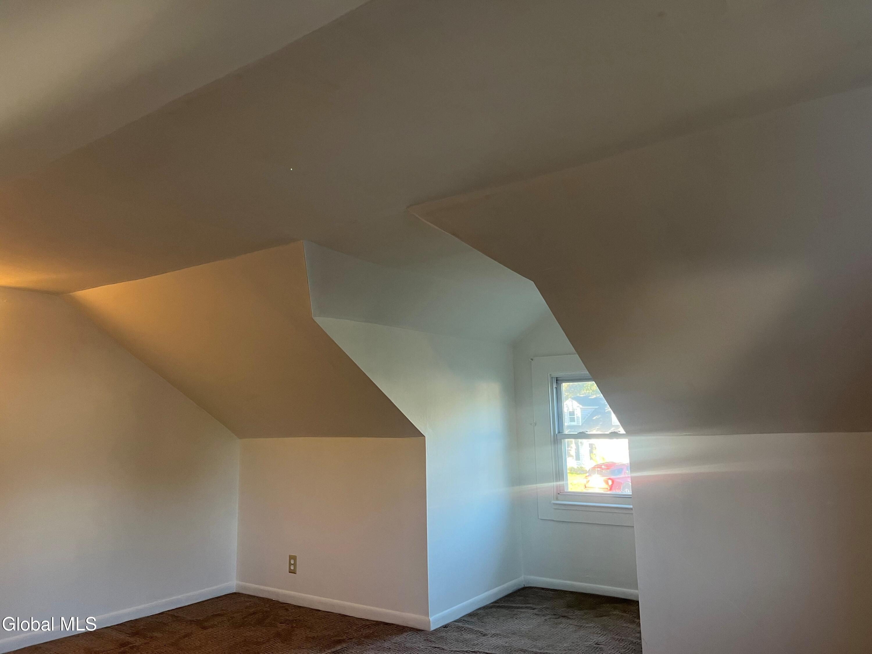 1012 Alheim Drive Schenectady NY 12303