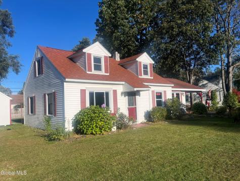 1012 Alheim Drive Schenectady NY 12303