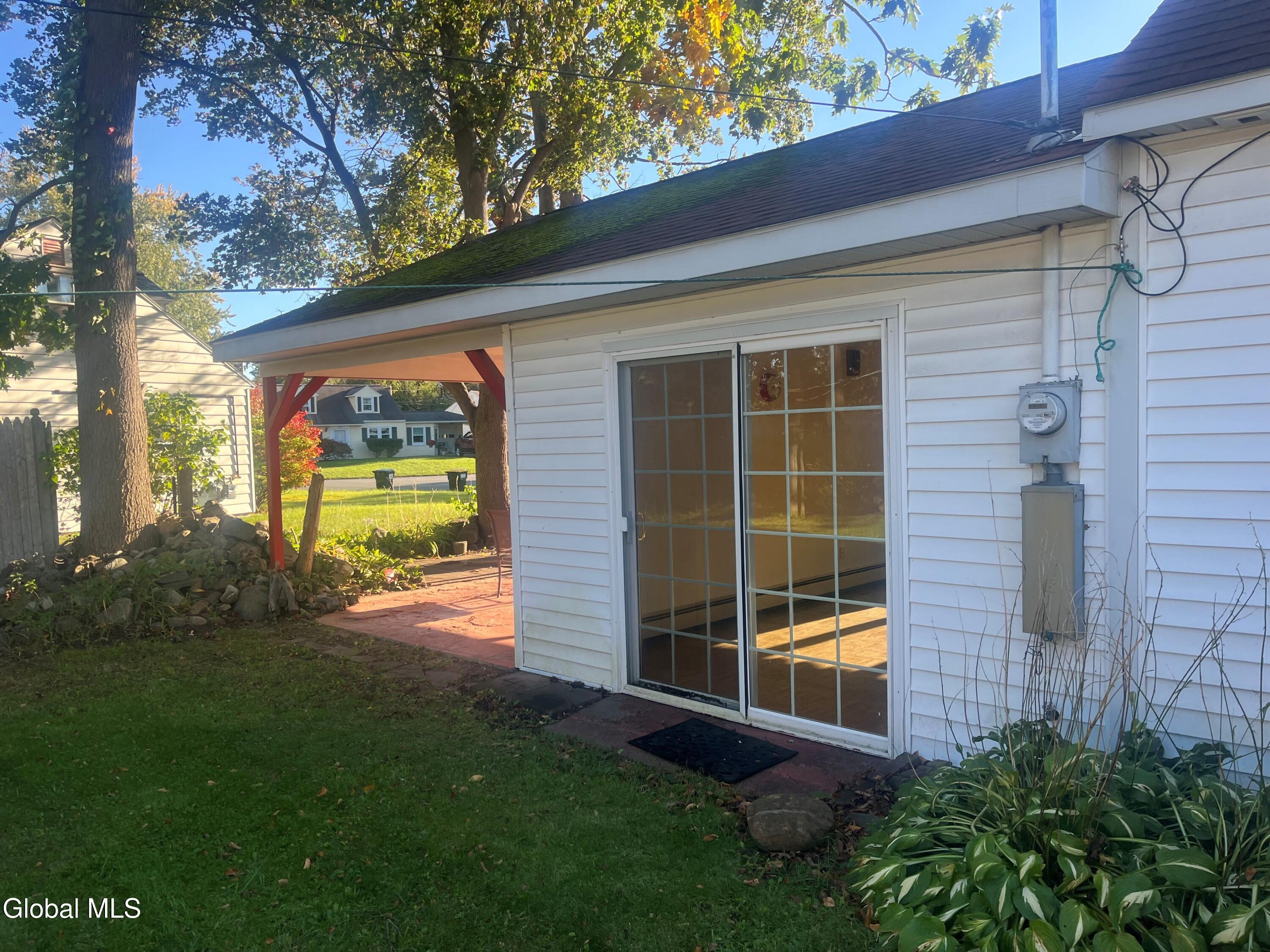 1012 Alheim Drive Schenectady NY 12303