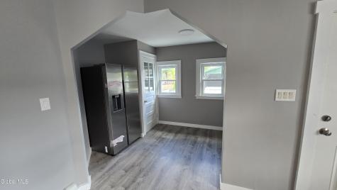 26 Lawnwood Avenue Schenectady NY 12304