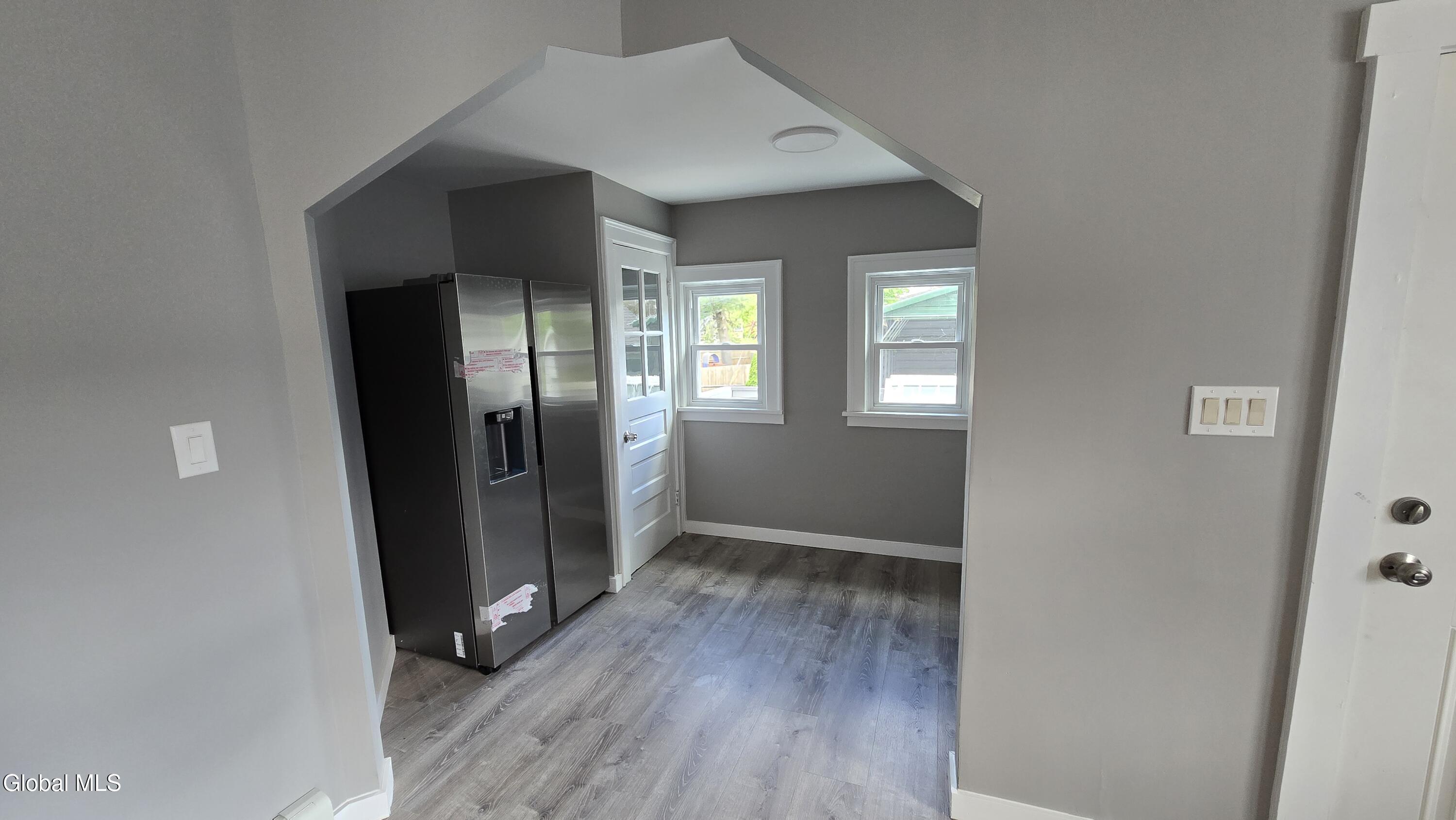 26 Lawnwood Avenue Schenectady NY 12304
