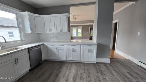 26 Lawnwood Avenue Schenectady NY 12304