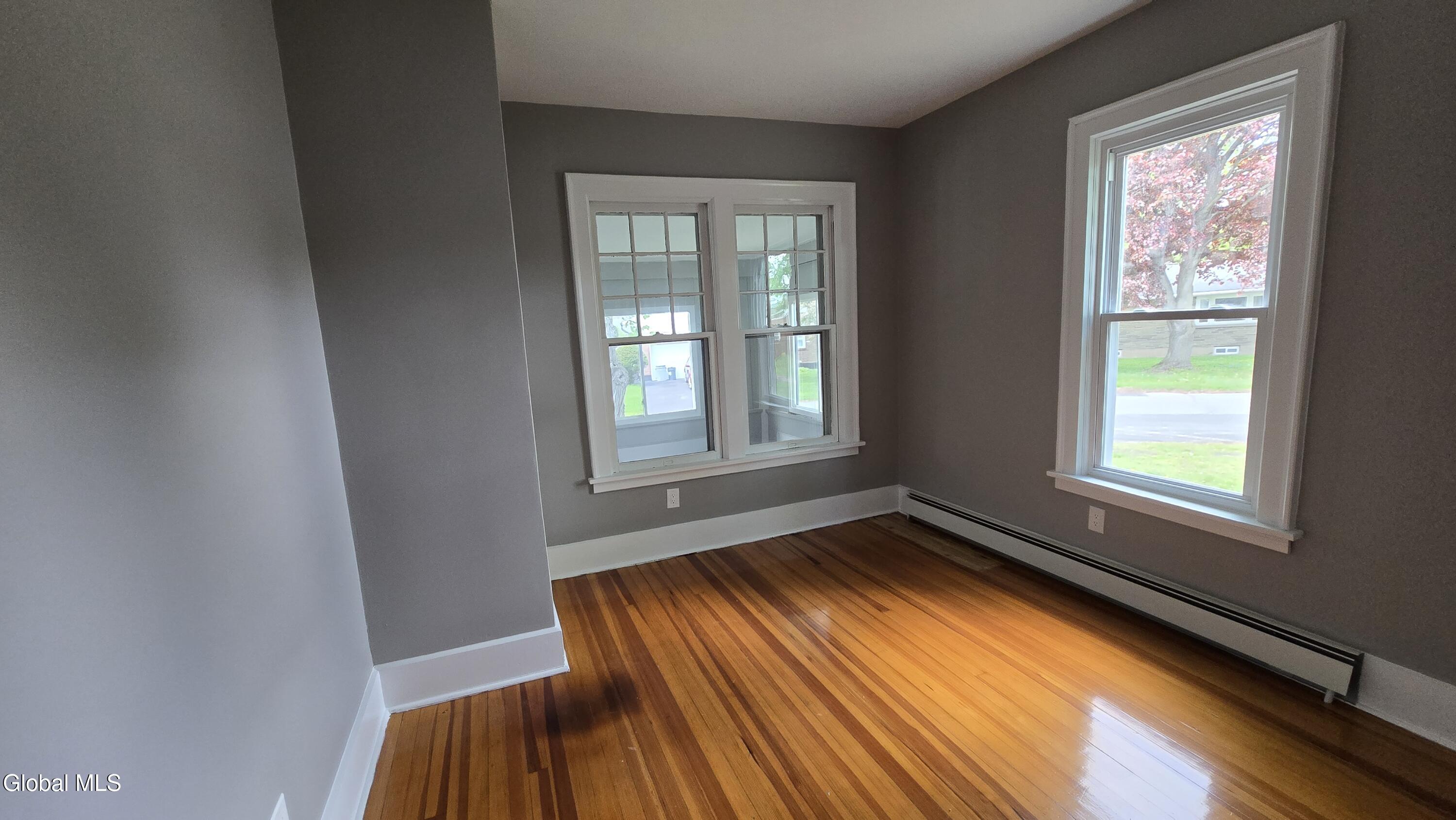 26 Lawnwood Avenue Schenectady NY 12304