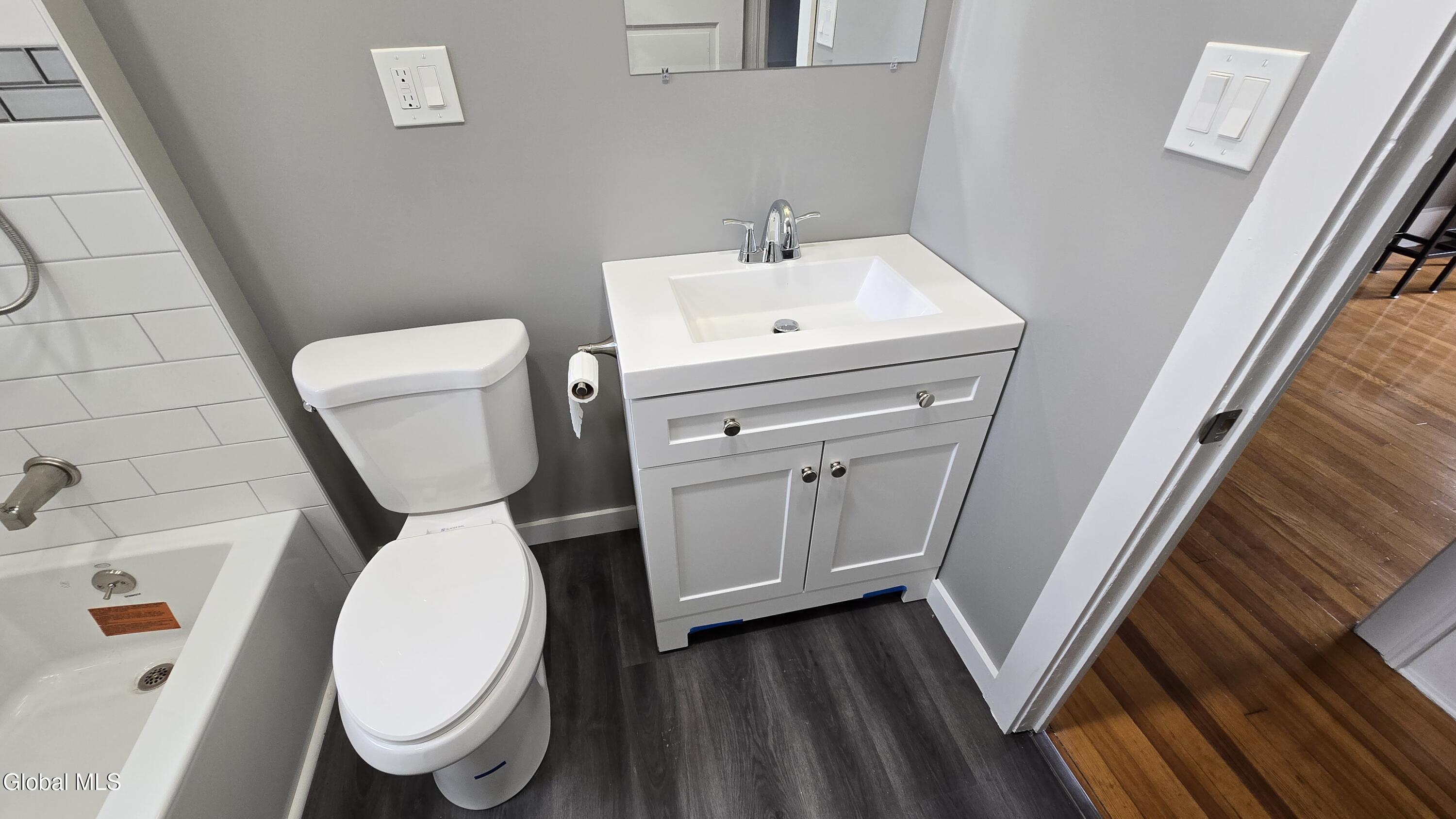 26 Lawnwood Avenue Schenectady NY 12304