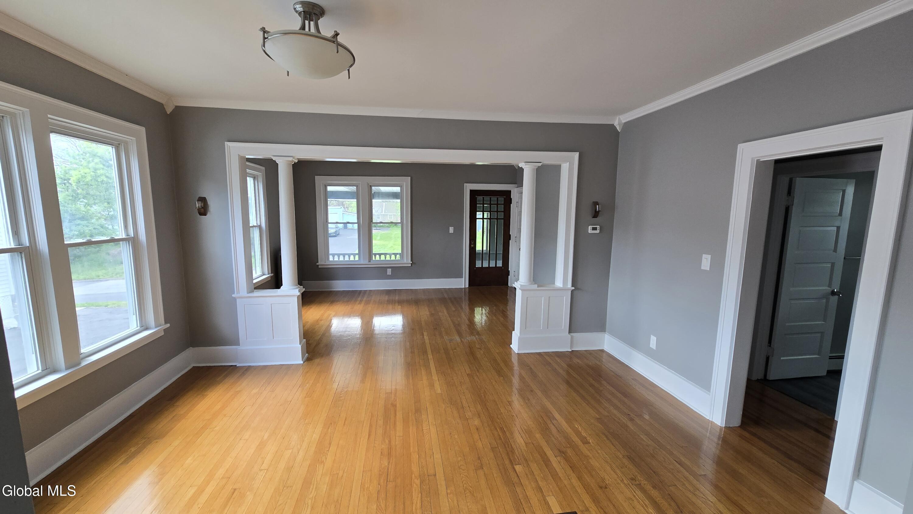 26 Lawnwood Avenue Schenectady NY 12304