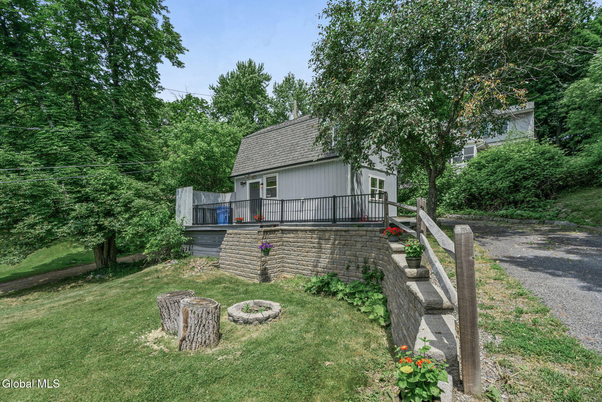 681 Delaware Avenue Albany NY 12209
