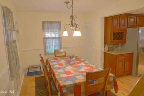 103 Steeple Way Rotterdam NY 12306