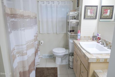 103 Steeple Way Rotterdam NY 12306