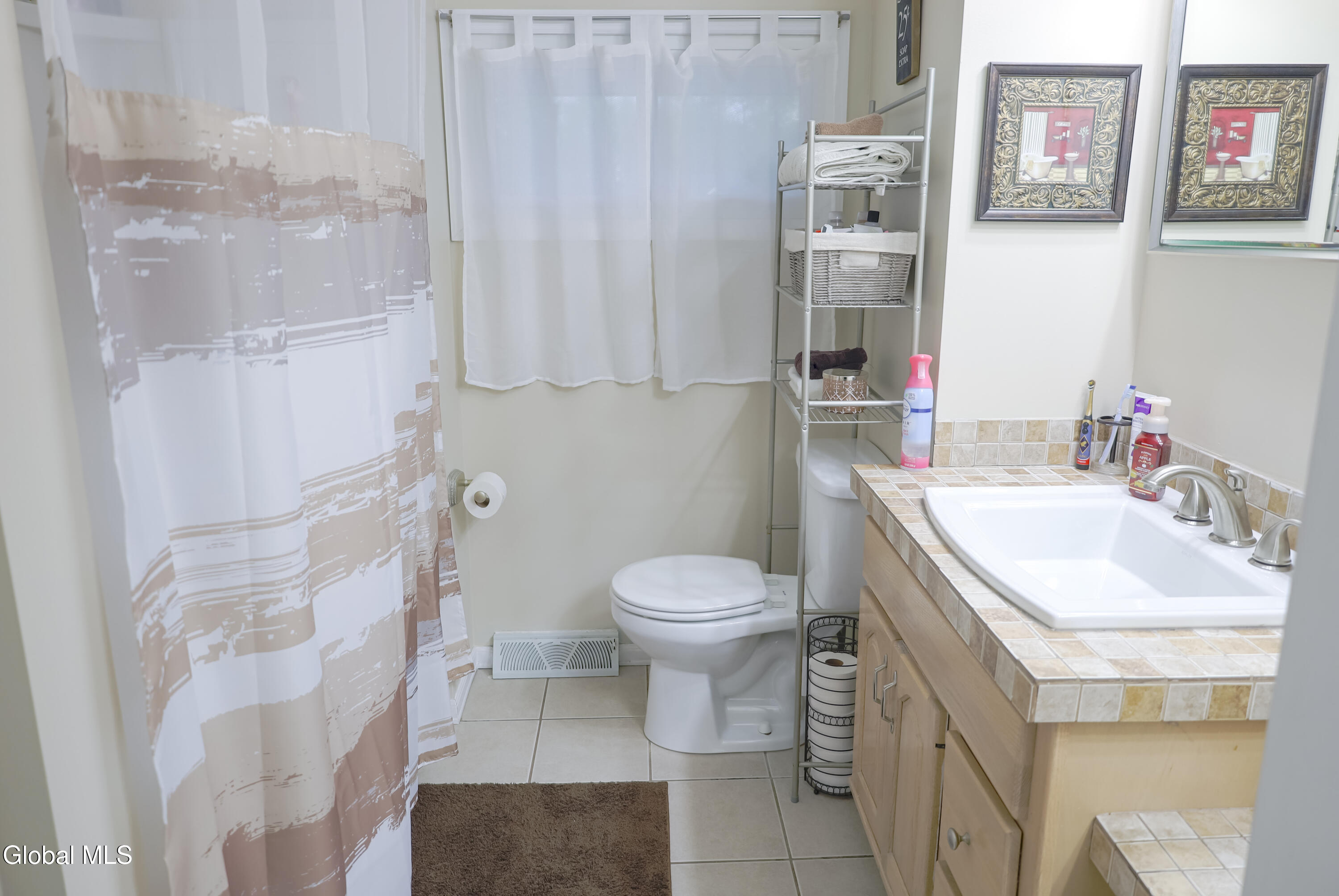 103 Steeple Way Rotterdam NY 12306