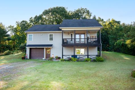 419 Verbeck Avenue Schaghticoke NY 12154